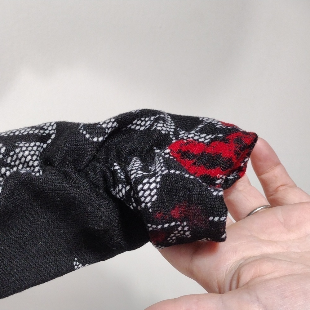 EUC Venus Long Sleeve Black and Red Floral Print Button up Sweater size … - Picture 6 of 16